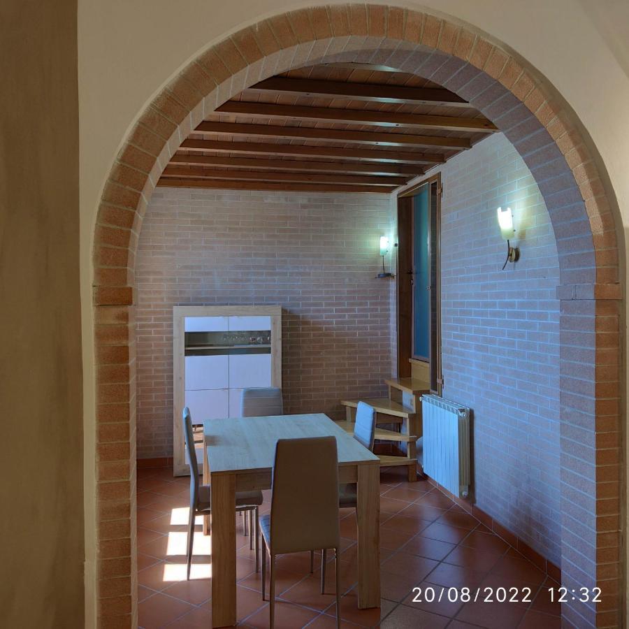 M & M Pinzi Suite Apartment Montepulciano Stazione Buitenkant foto