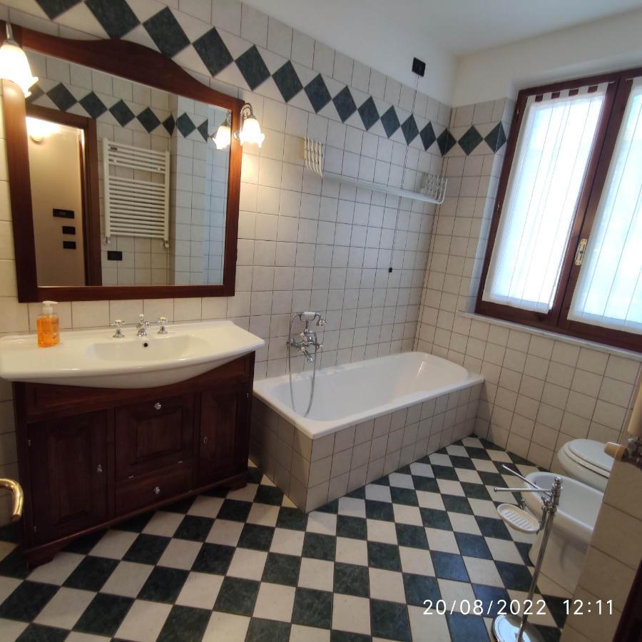 M & M Pinzi Suite Apartment Montepulciano Stazione Buitenkant foto